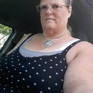 Meet your Posher, Crickette